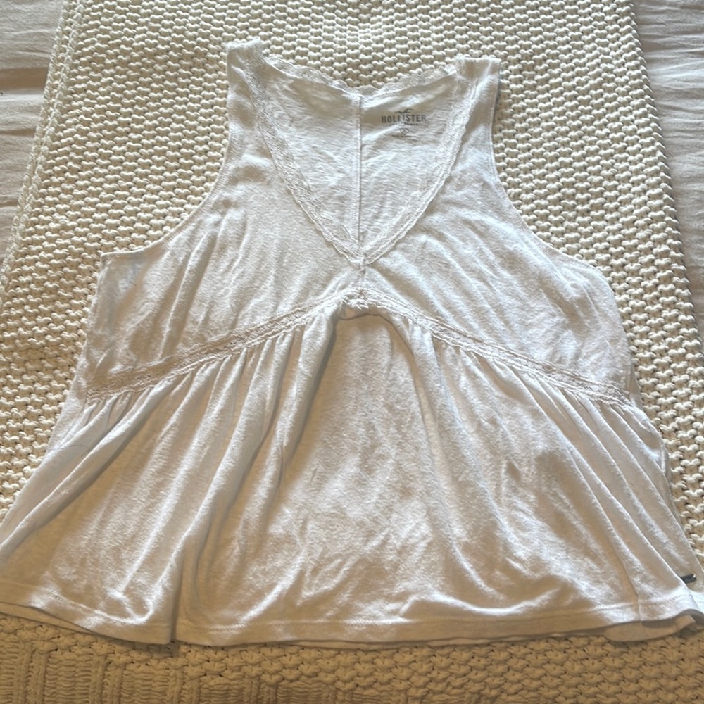 White lace detail tank top